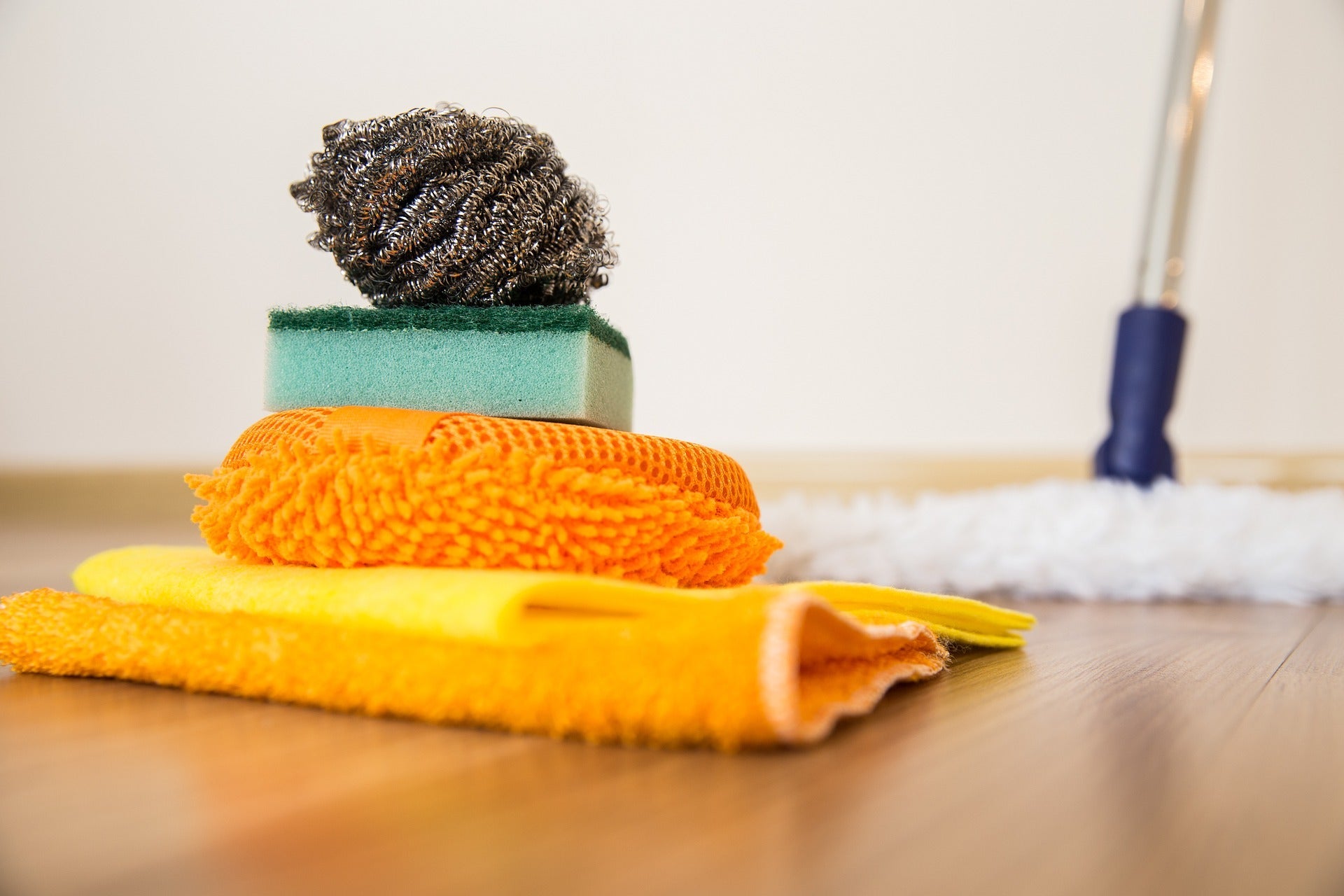 Top Attic Cleaning Supplies for Maximum Efficiency