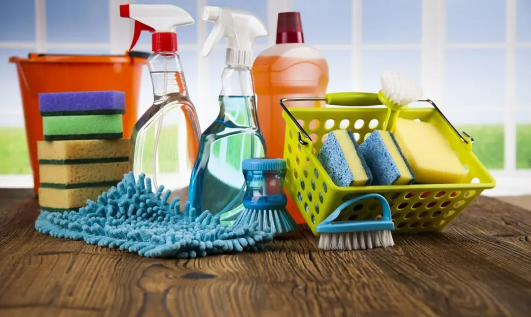 Must-Have Cleaning Supplies for a Sparkling Kitchen