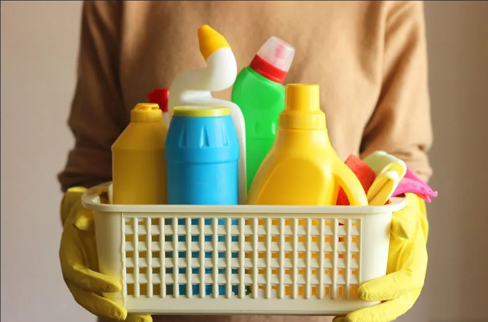 Keep Your Closet Fresh with These Cleaning Supplies
