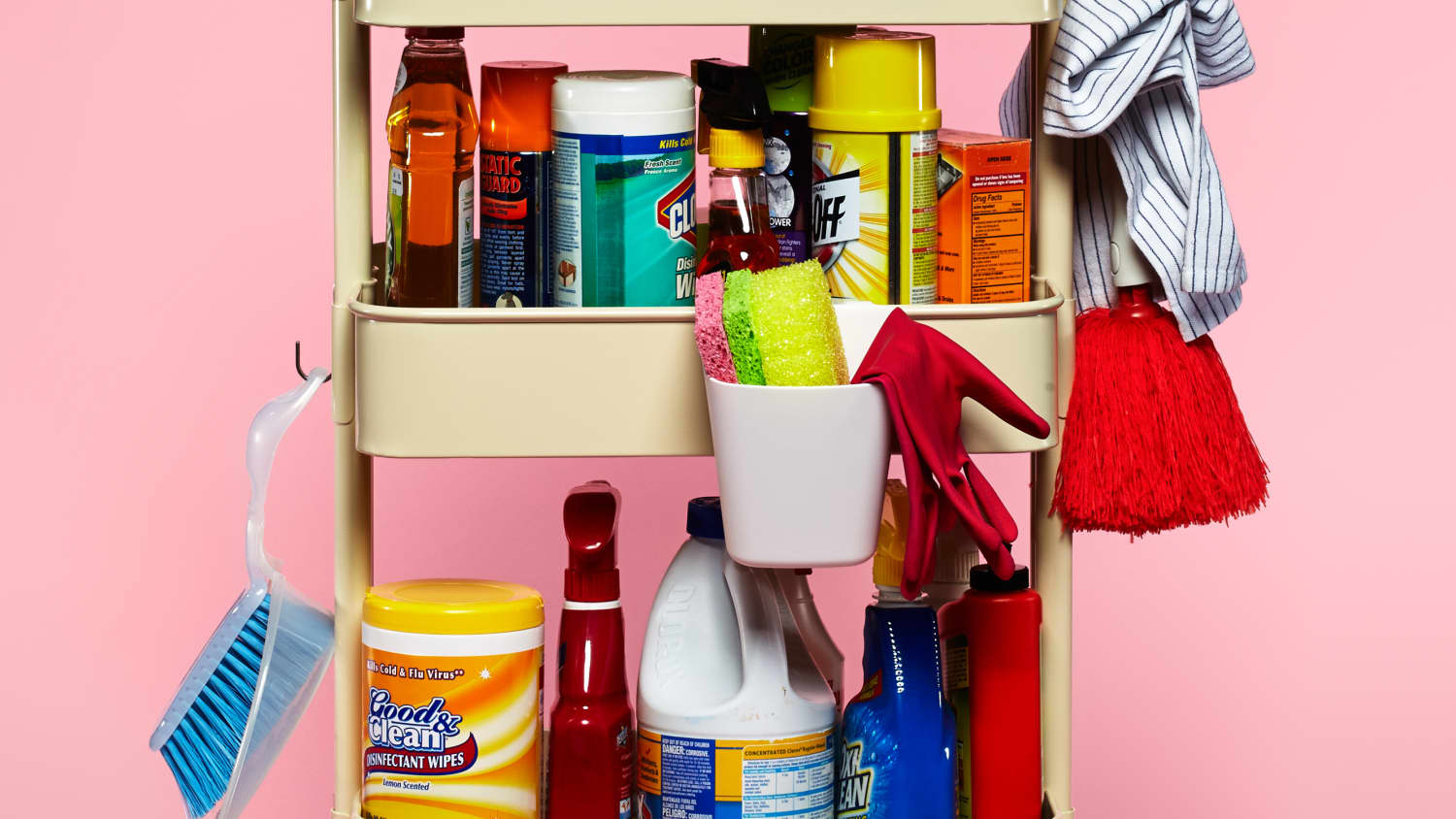 Must-Have Cleaning Supplies for a Tidy Deck